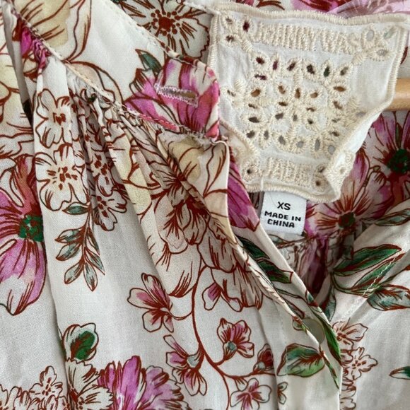 JOHNNY WAS "Isla" Jade Pink & Cream Blouse XS: NWOT!! (Runs VERY LARGE: P2P: 32" - Picture 3 of 10